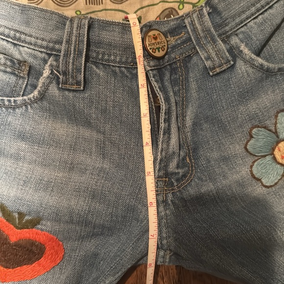 Joystick embroidered jeans . - Picture 5 of 9